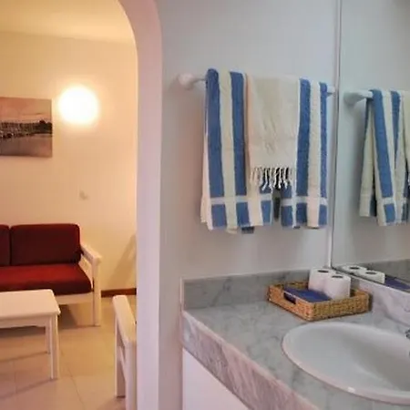 Hotel Balcon De 2*